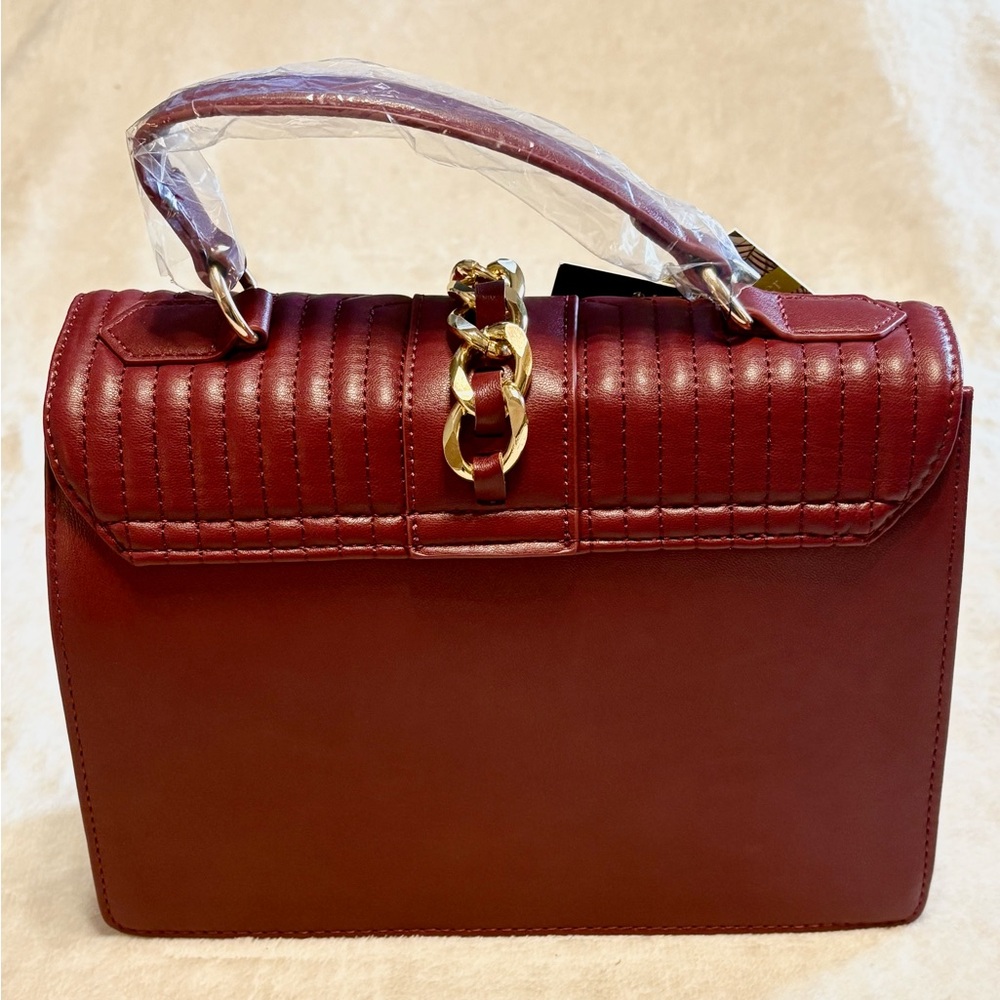 COPY: Badgley Mischka Red Quilted Handbag with Crossbody Strap and Gold Hardware - Picture 11 of 13